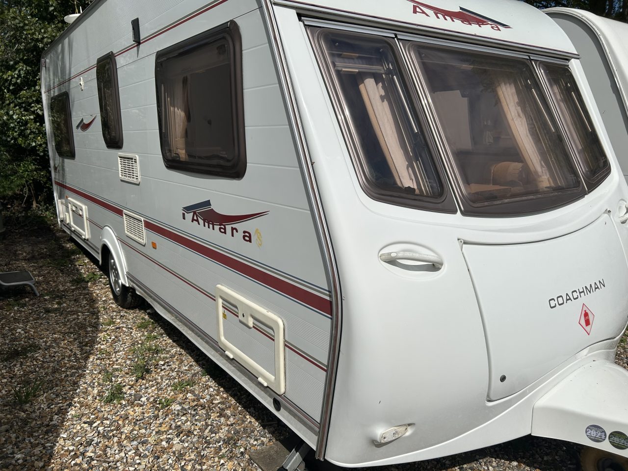 COACHMAN AMARA 530/4 2004 FIXED BED SOLD